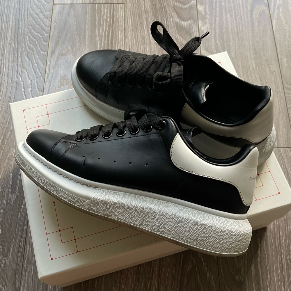 Alexander Mcqueen women sneakers